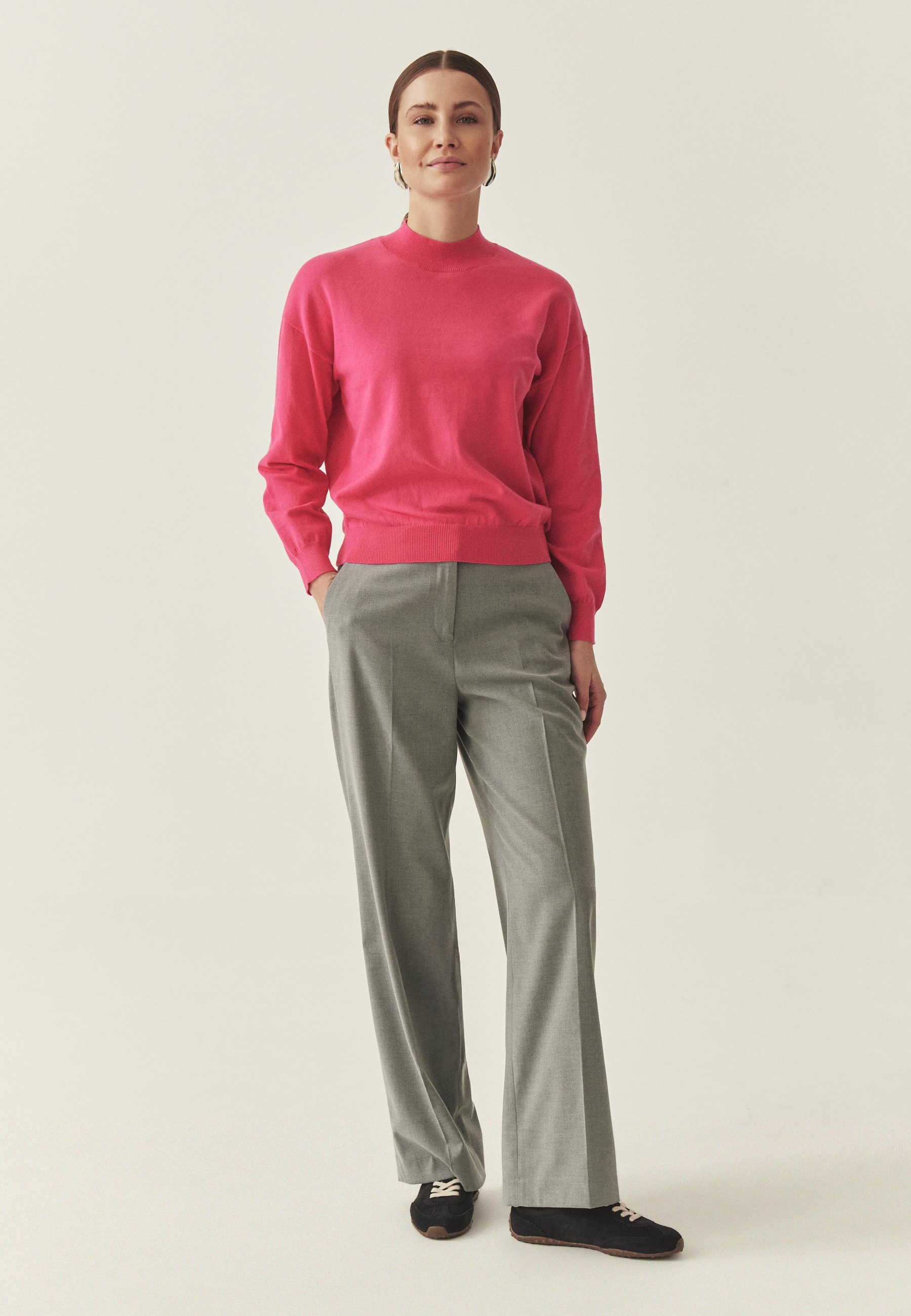 CASUALOWY SWETER Z WEŁNĄ - NAWI RÓŻOWY 2