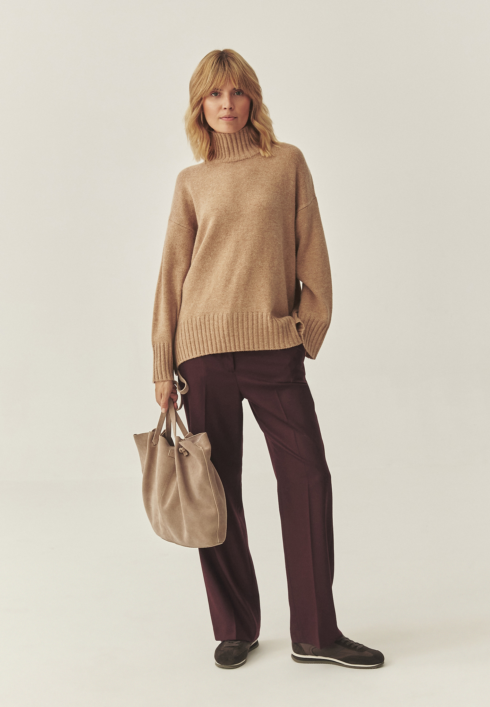 SWOBODNY SWETER Z WEŁNY - MOMA SWOBODNY SWETER Z WEŁNY - MOMA BEŻOWY 115975