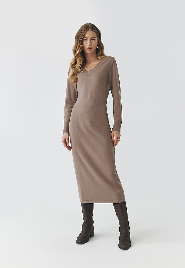 FITTED YARN MIDI DRESS — JASMINE FITTED YARN MIDI DRESS — JASMINE BEŻOWY 2