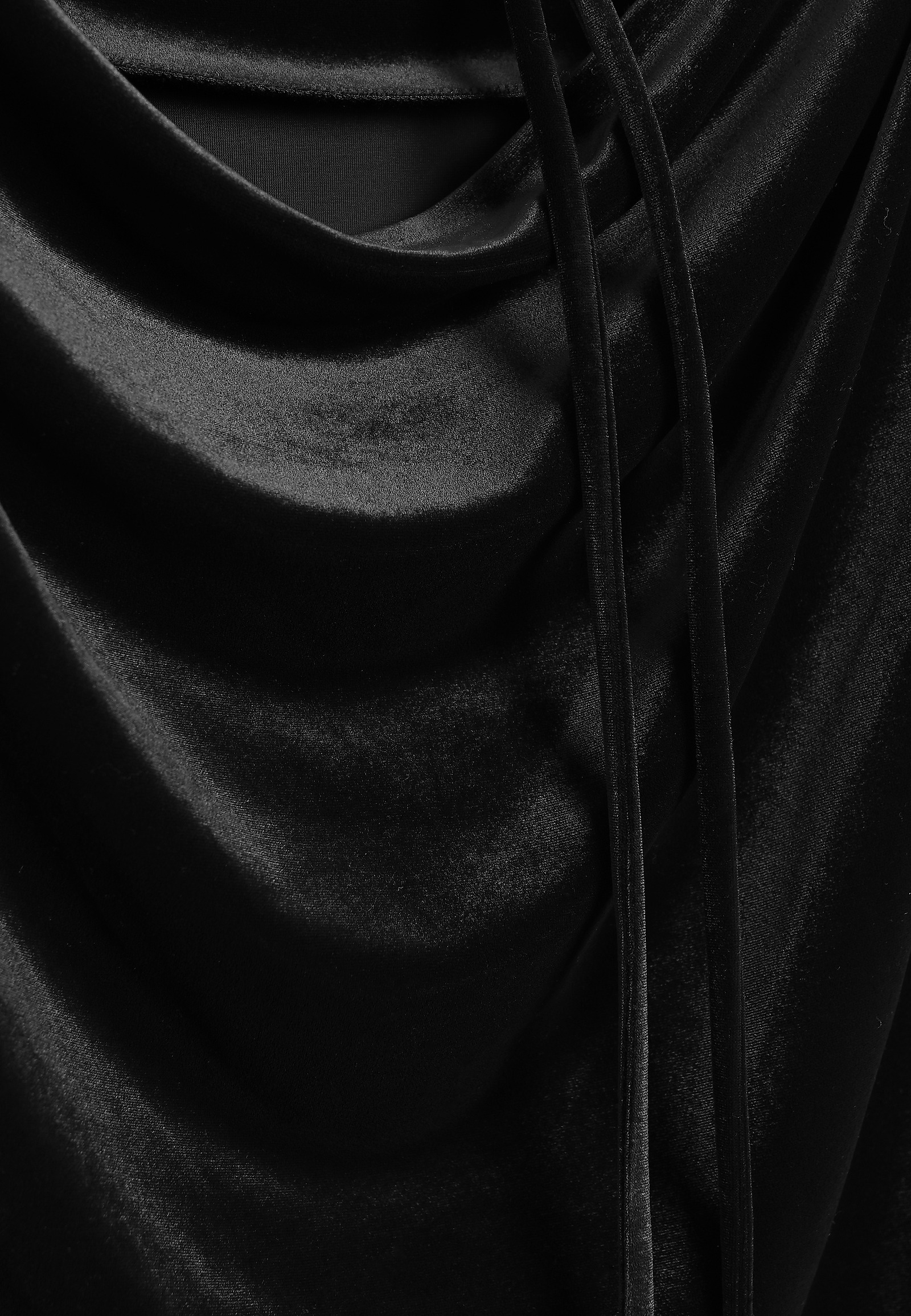 VELOUR DRESS WITH FLORAL DECORATIVE ELEMENT - MIRATI VELOUR DRESS WITH FLORAL DECORATIVE ELEMENT - MIRATI BLACK 116736