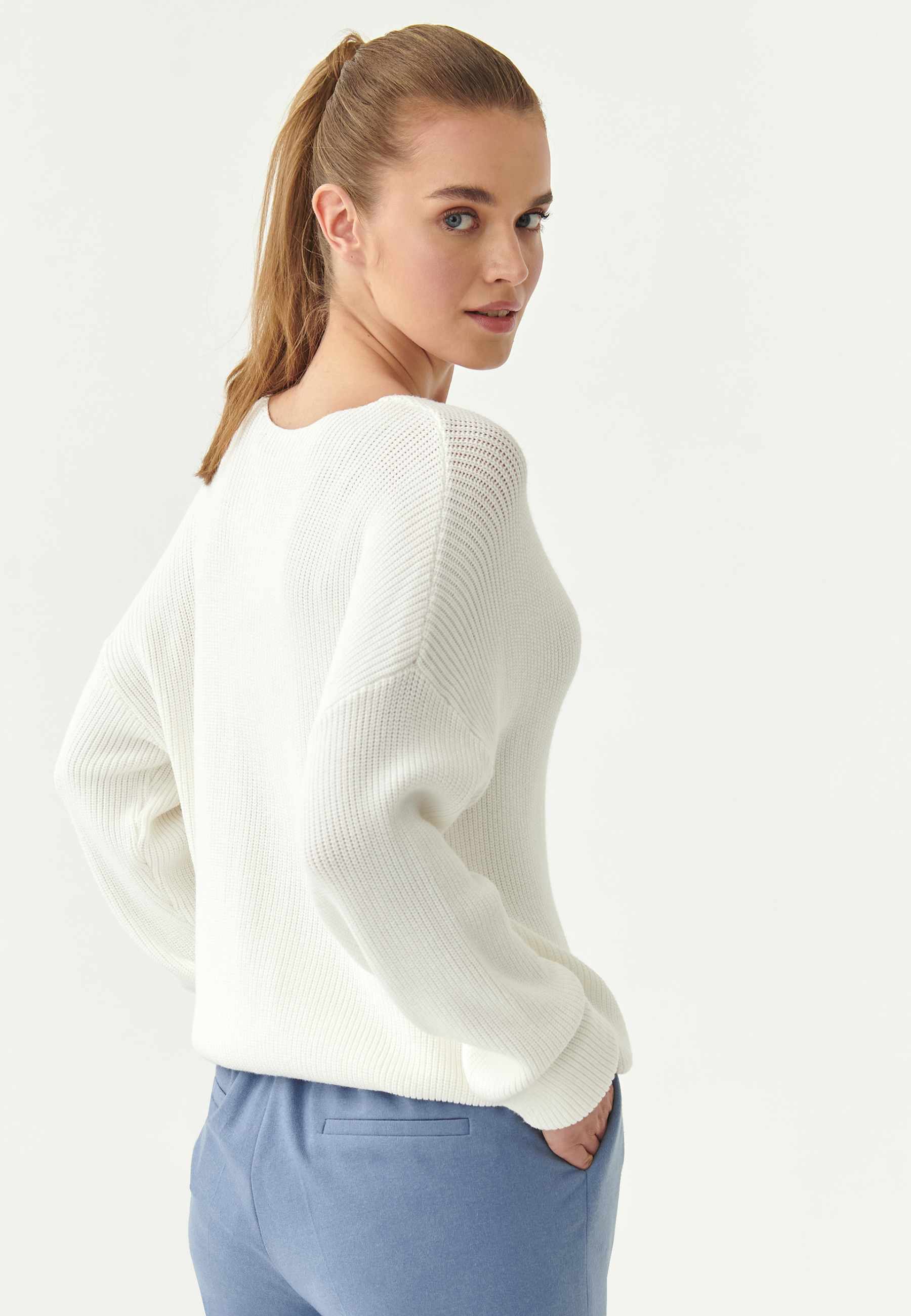 MIĘKKI SWETER DAMSKI SELA