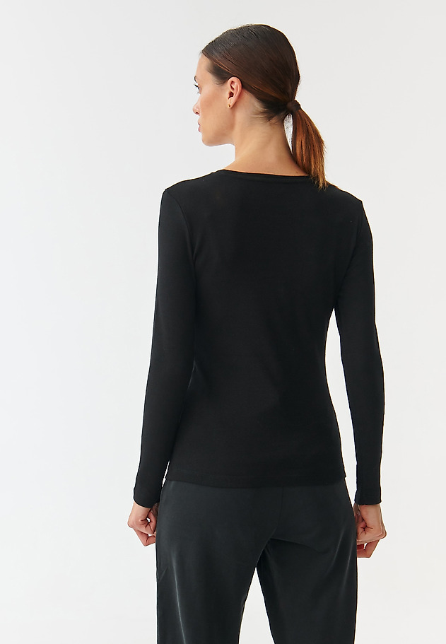 T-SHIRT DAMSKI DZIANINOWY Z DŁUGIM RĘKAWEM BASIA T-SHIRT DAMSKI DZIANINOWY Z DŁUGIM RĘKAWEM BASIA CZARNY 4