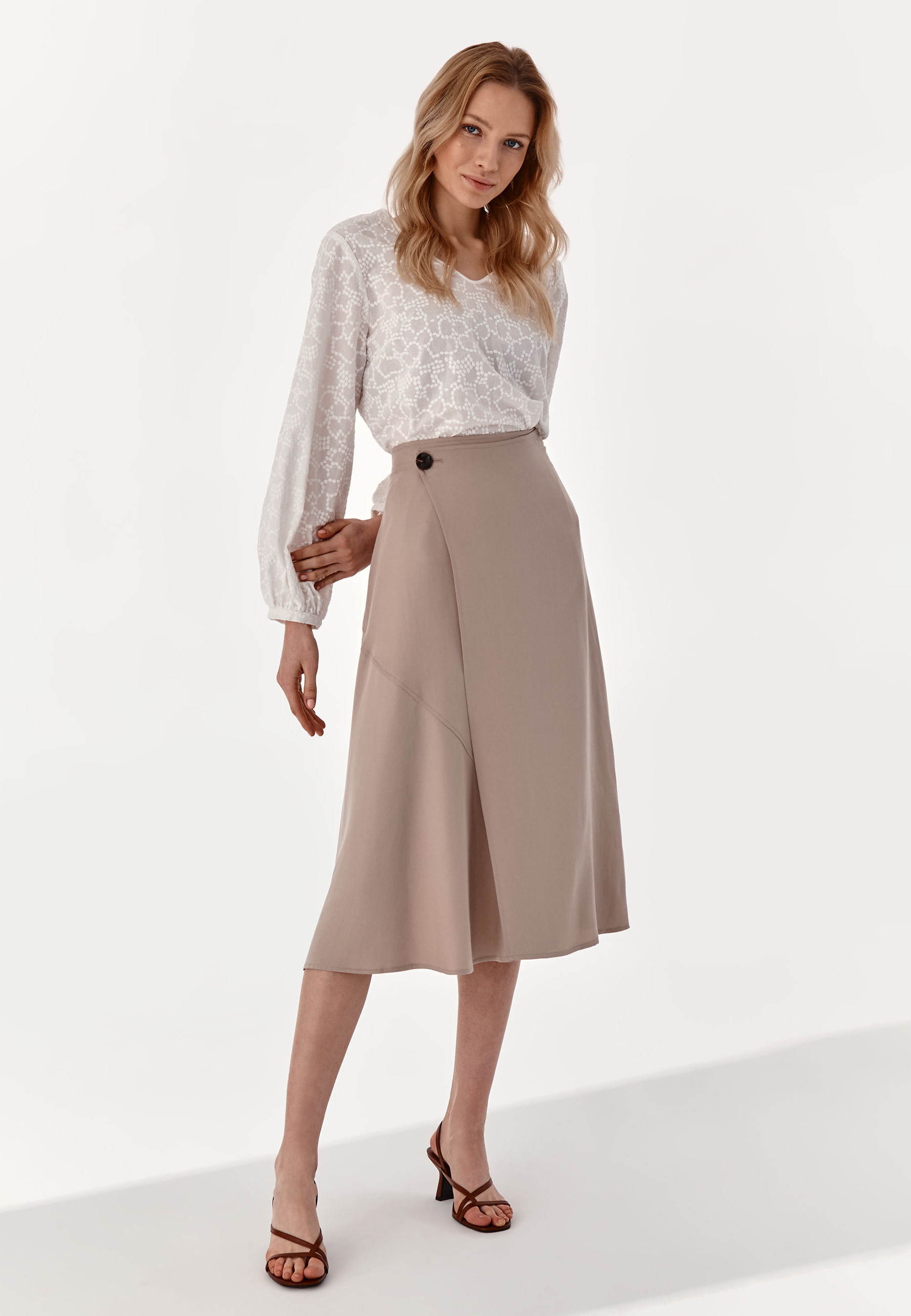 SPÓDNICZKA MIDI BRESKO BEŻOWY 2