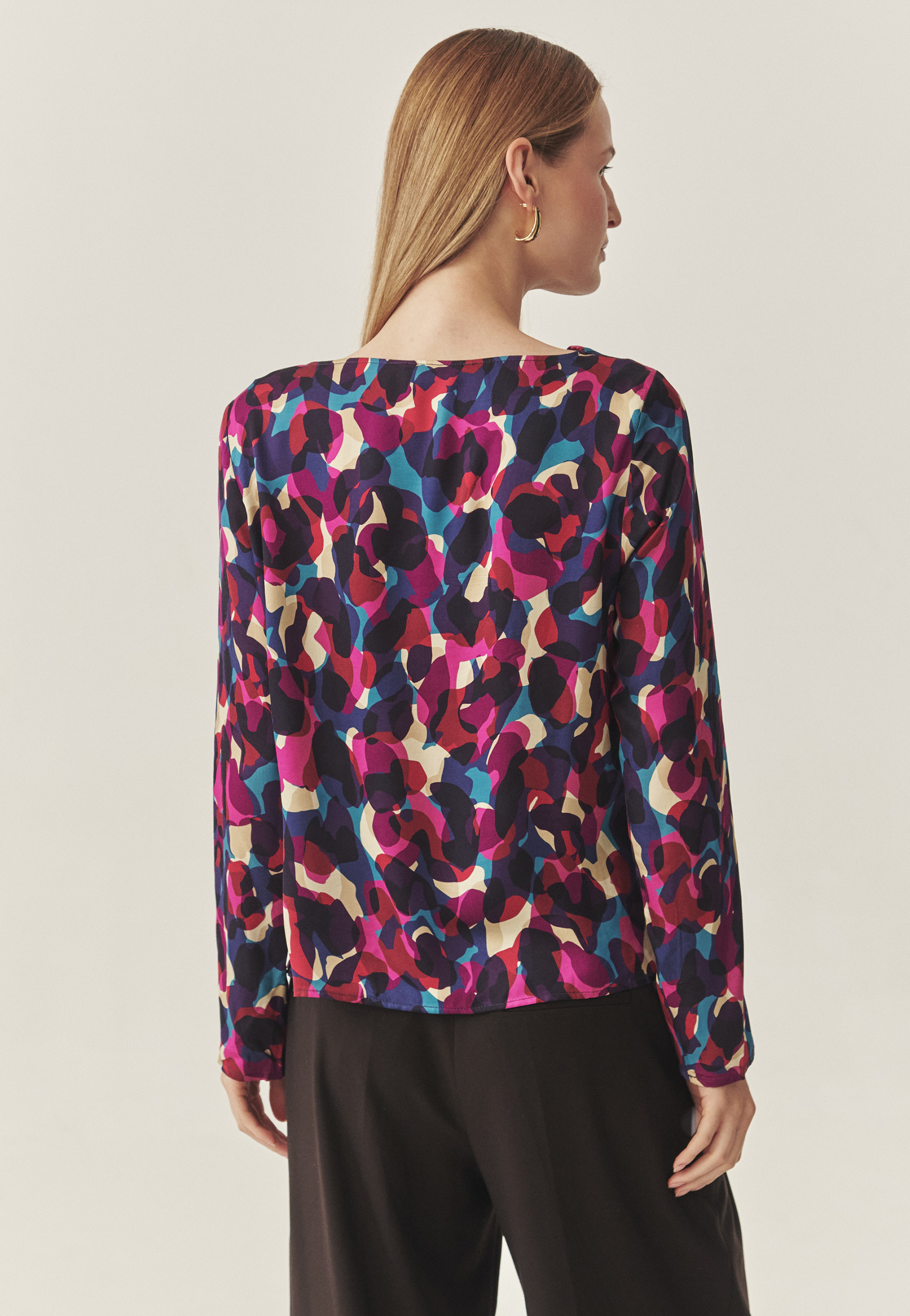 LADIES' SATIN BLOUSE WITH FINE PRINT - DOLLA 2 MULTICOLOR 2