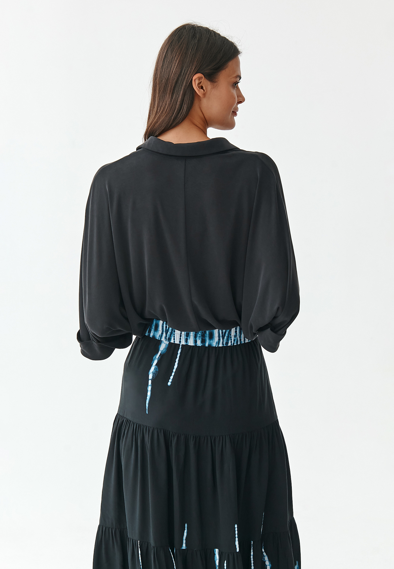 ŽENSKA PLETENA BLUZA SZULA 1 ŽENSKA PLETENA BLUZA SZULA 1 TEMNO MODRA 79416