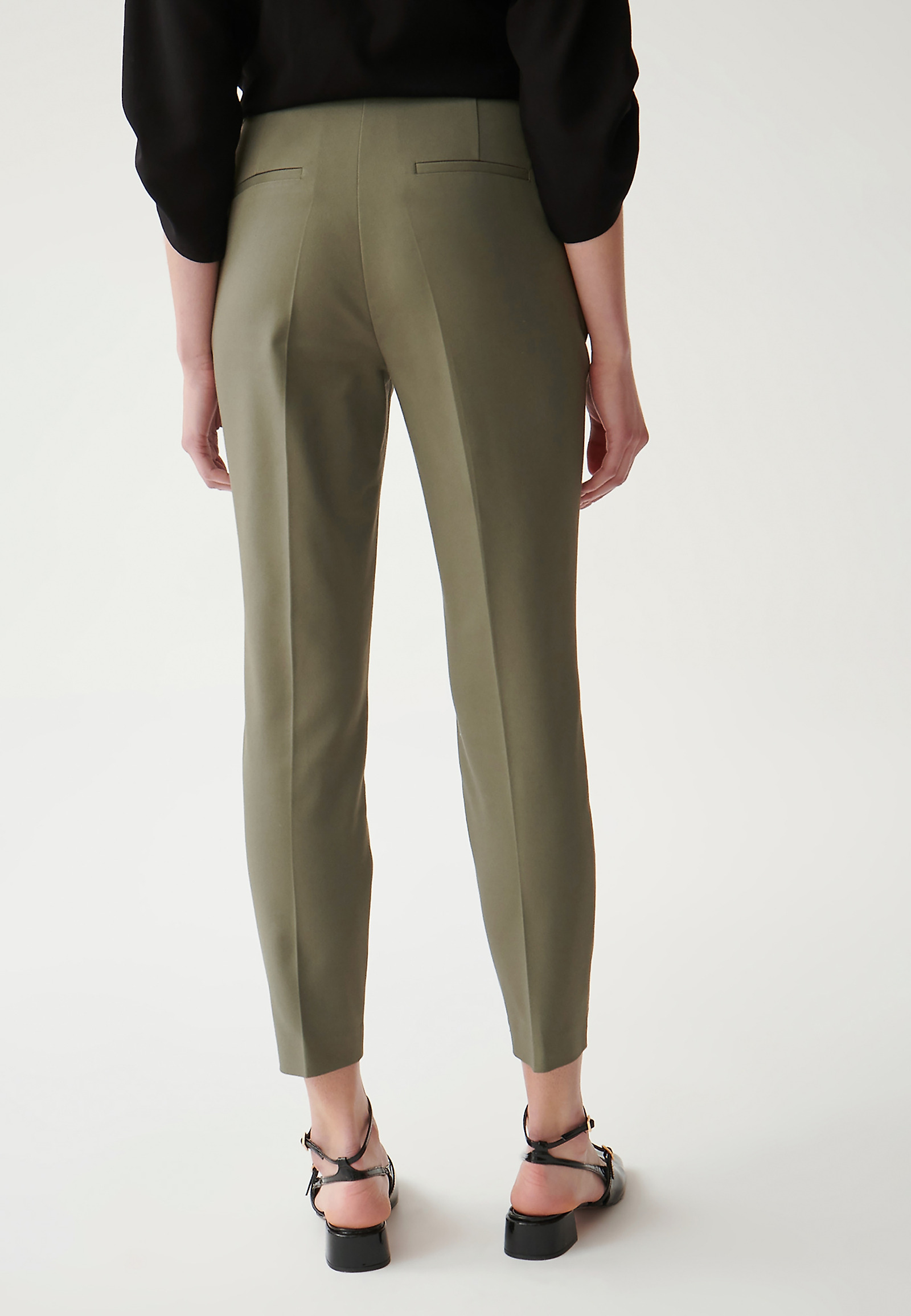 HÖLGYEK SZÖVET NADRÁG HERRINGBONE MINTÁBAN JAKINA HÖLGYEK SZÖVET NADRÁG HERRINGBONE MINTÁBAN JAKINA KHAKI 89229