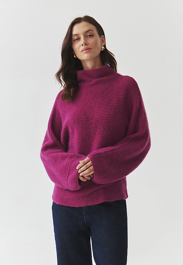 LADIES' TURTLENECK JUMPER WITH WIDE SLEEVES — MAZZY 1 LADIES' TURTLENECK JUMPER WITH WIDE SLEEVES — MAZZY 1 FIOLETOWY 3