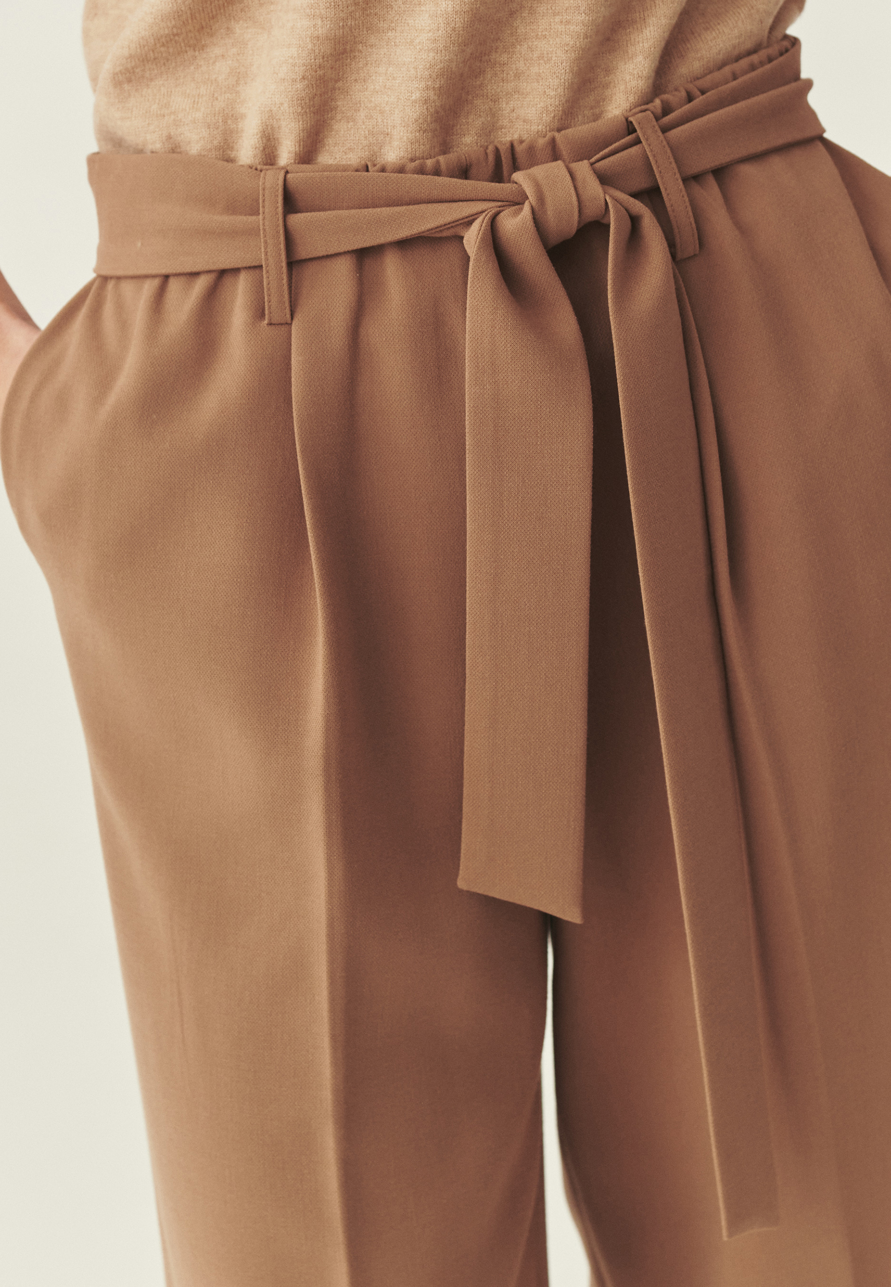 TKANINOWE SPODNIE Z ELASTYCZNĄ TALIĄ - ZORTE