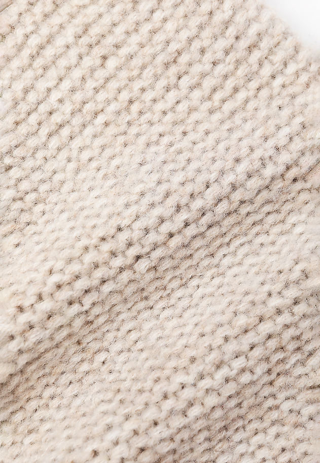 HÖLGYEK KÉSZÍTETT KALAP - MOZIKA 1 HÖLGYEK KÉSZÍTETT KALAP - MOZIKA 1 BÉZS 3