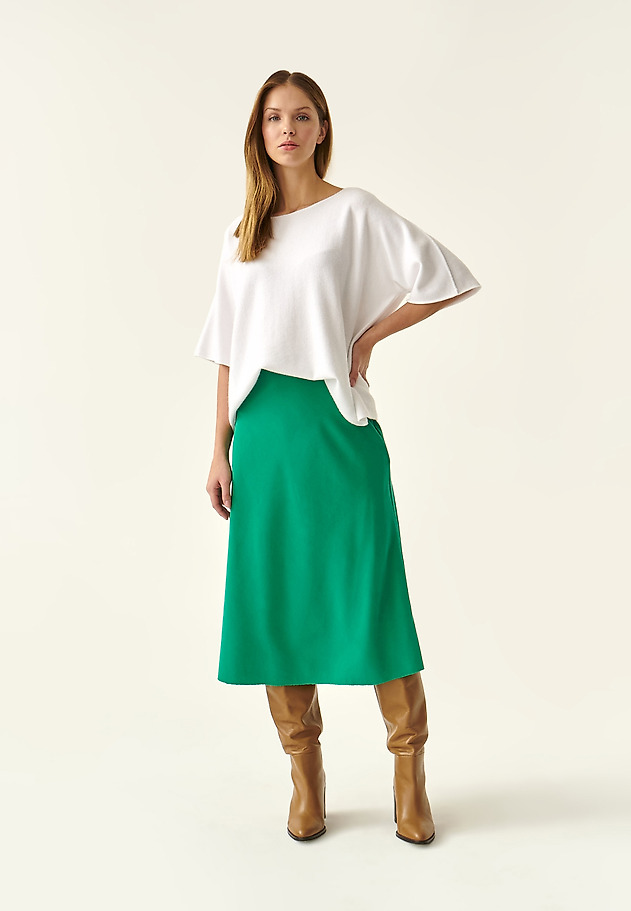 LADIES' MIDI SLANTED SKIRT URBI LADIES' MIDI SLANTED SKIRT URBI ZIELONY 4