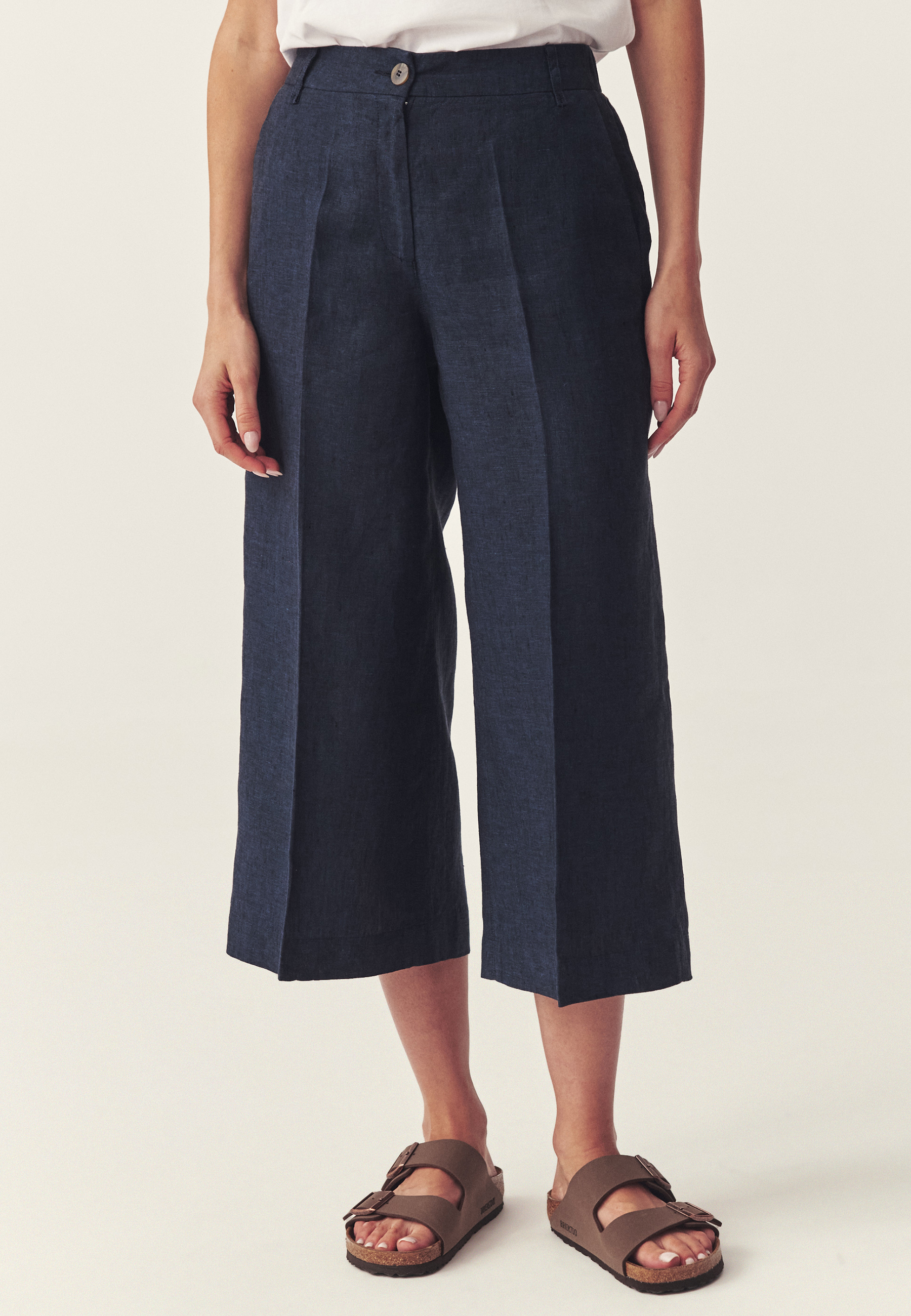 KOSTÝMOVÉ KALHOTY ZE LNU – NAKOLENI