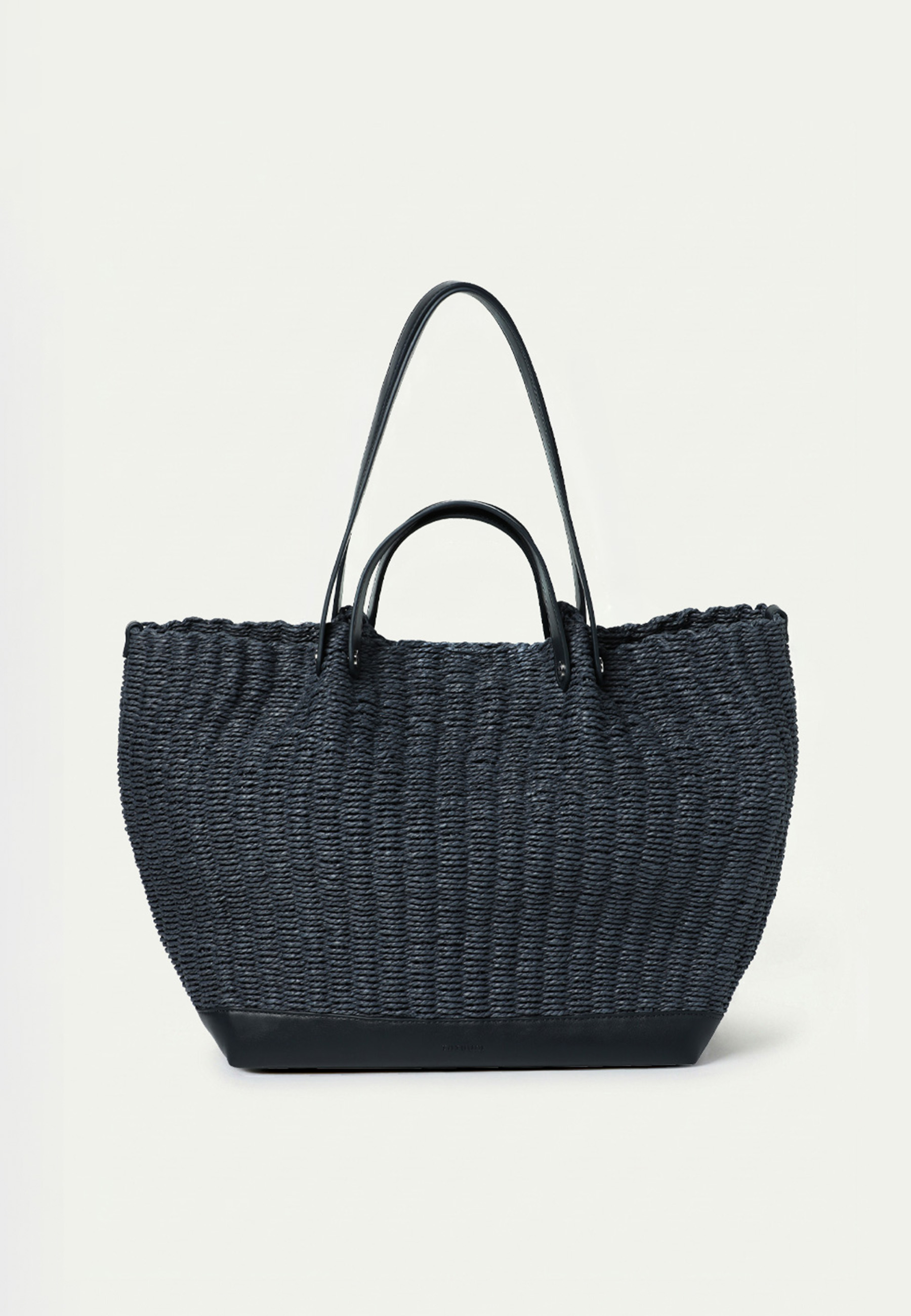 PLETENÁ TAŠKA S UŠKAMI – ORAVI