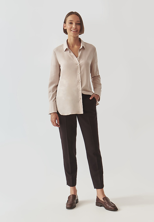 LADIES' FABRIC SHIRT WITH COLLAR - PRECJONA 1 LADIES' FABRIC SHIRT WITH COLLAR - PRECJONA 1 BEŻOWY 2