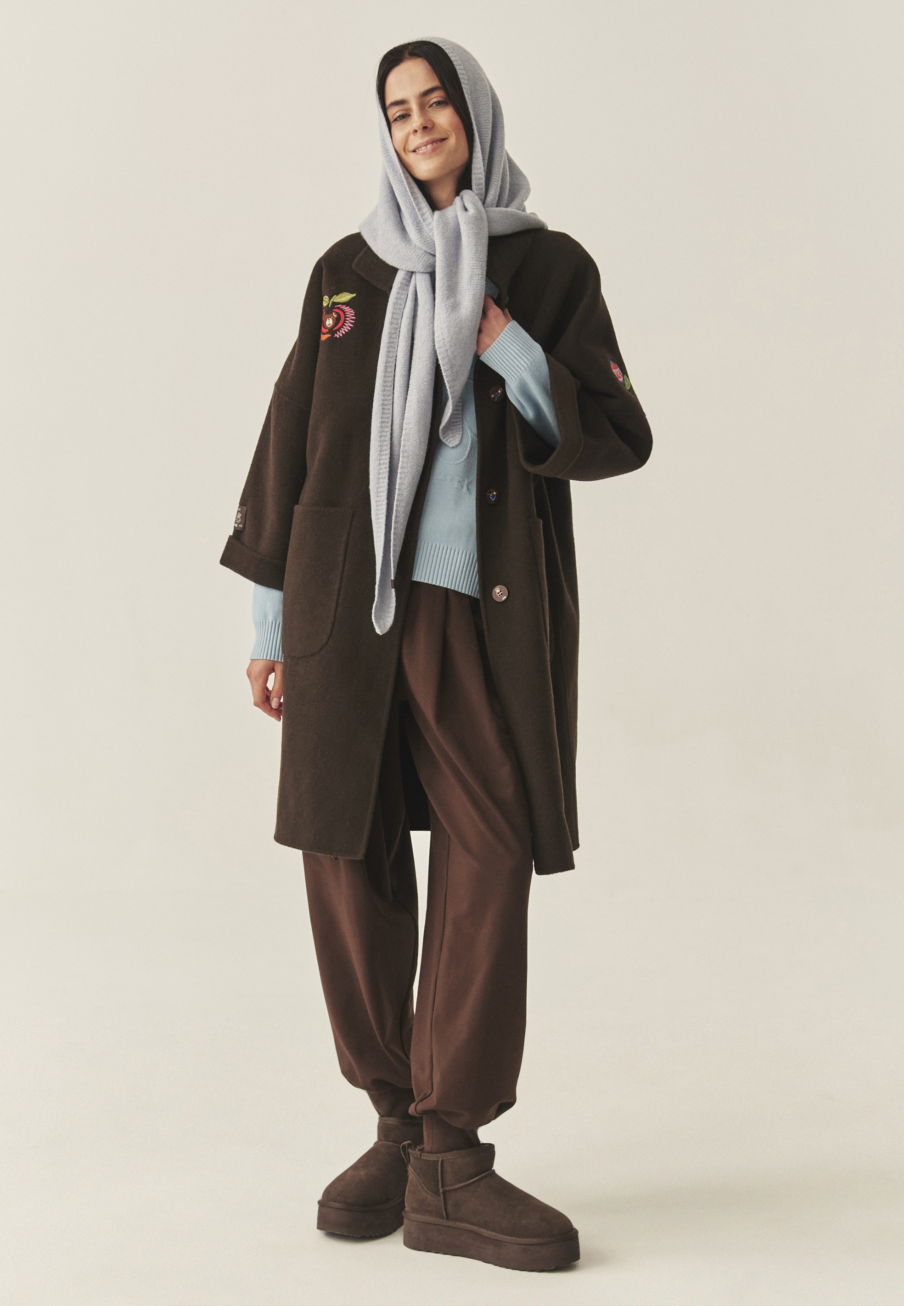 HAFTOWANY PŁASZCZ Z WEŁNĄ - MORIVIKA BRĄZOWY 2