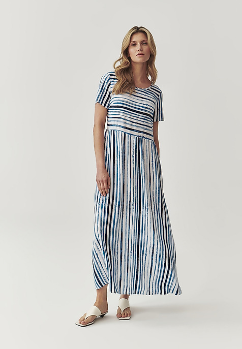 LADIES’ LONG PATTERNED DRESS - SAKORIA LADIES’ LONG PATTERNED DRESS - SAKORIA