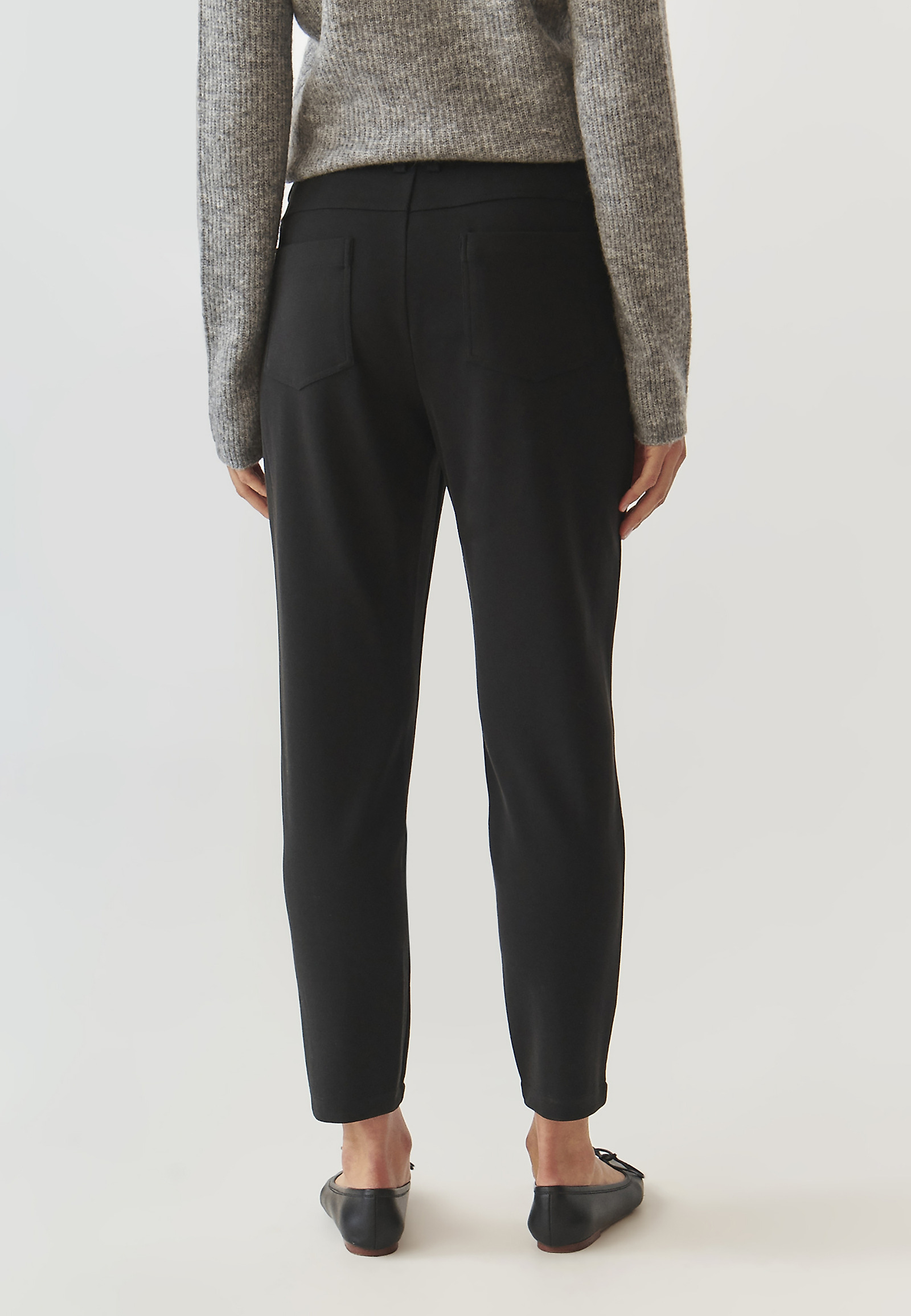 CLASSIC KNITTED LADIES' PANTS - WIKORA CLASSIC KNITTED LADIES' PANTS - WIKORA BLACK 100504