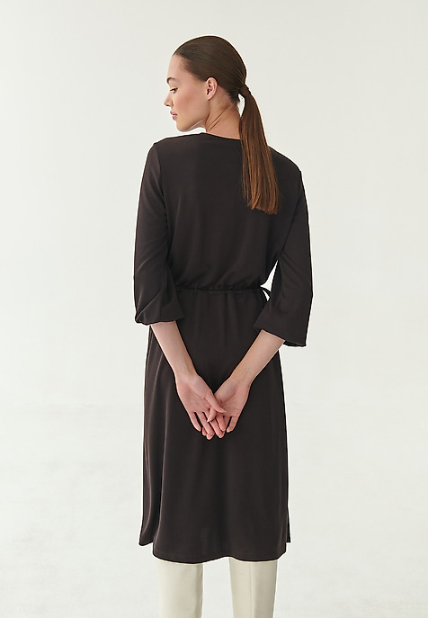 HÖLGYEK EGYSZERŰ RUHA ERIKA BARNA 2