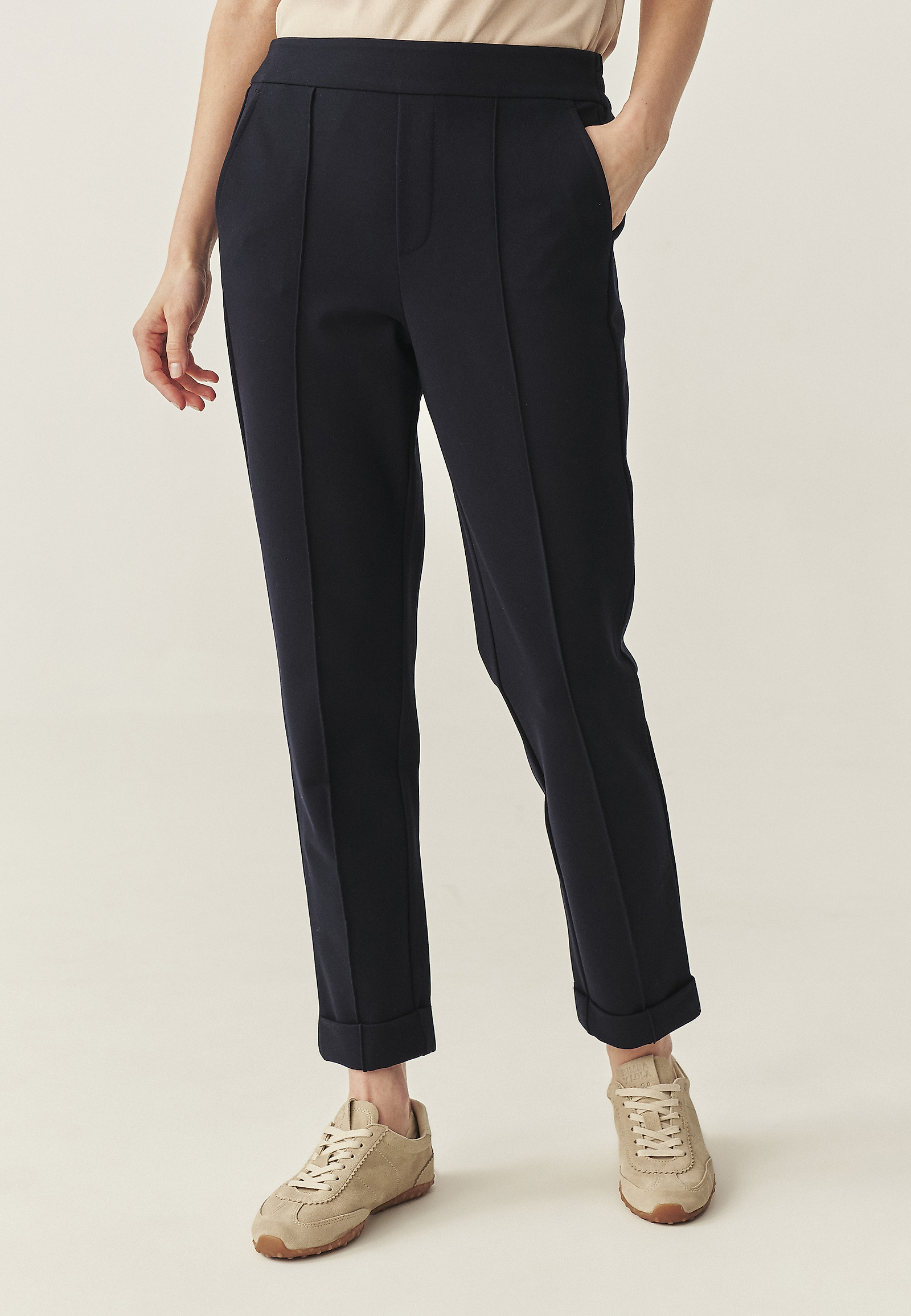 CUFFED KNIT CIGARETTE HLAČE - LILO CUFFED KNIT CIGARETTE HLAČE - LILO TEMNO MODRA 114922