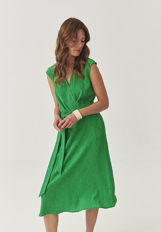 LYOCELL ENVELOPE MIDI DRESS - VITTARI LYOCELL ENVELOPE MIDI DRESS - VITTARI ZIELONY 1