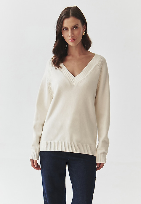 LADIES' STRUCTURED JUMPER WITH A CREW NECKLINE — JAYLIN ECRU 2