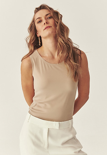 DOPASOWANA BLUZKA Z KLEJONYM WYKOŃCZENIEM - LETHA DOPASOWANA BLUZKA Z KLEJONYM WYKOŃCZENIEM - LETHA