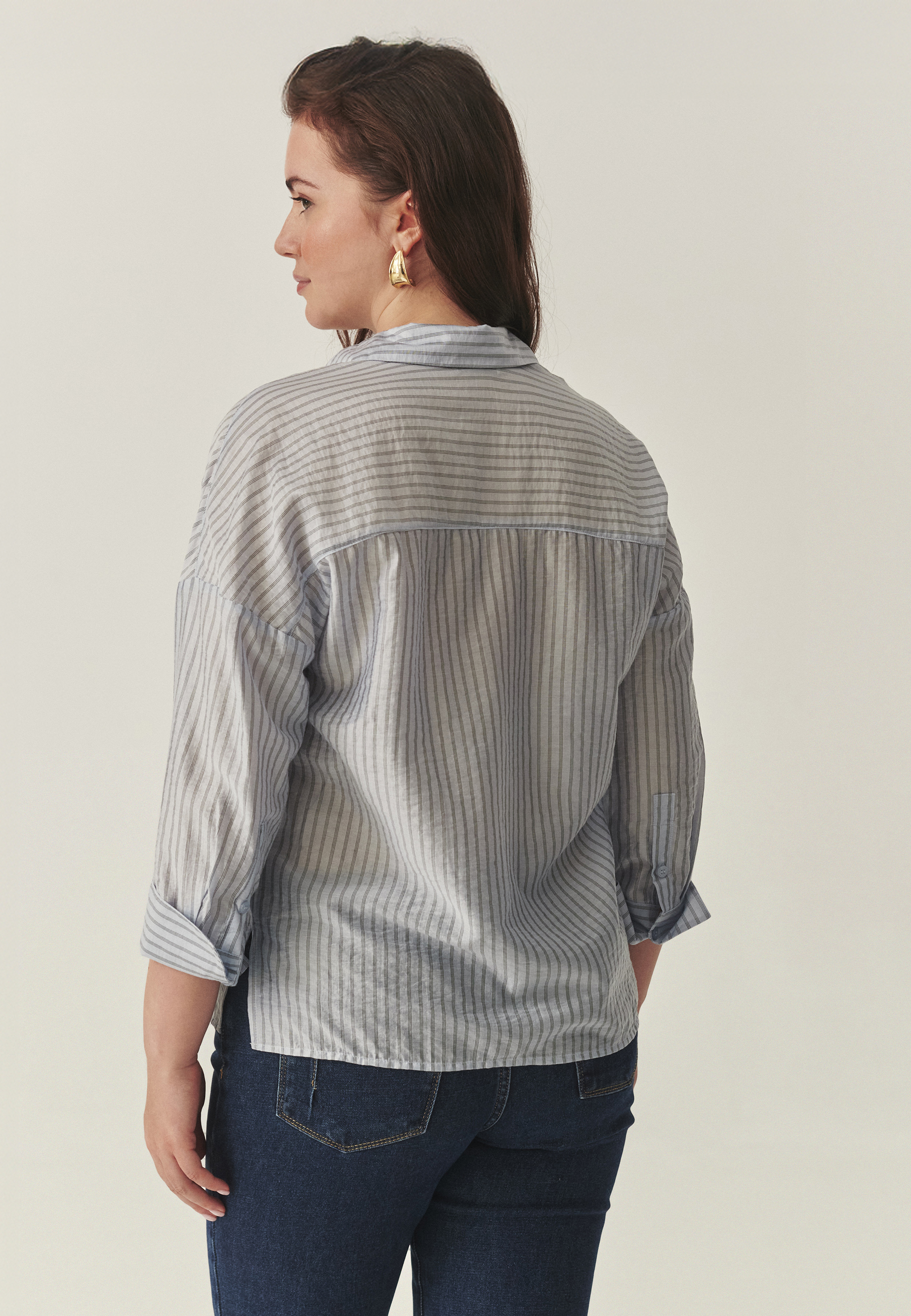 CĂMAȘĂ OVERSIZE ÎN DUNGI — RAYA ALBASTRU 2