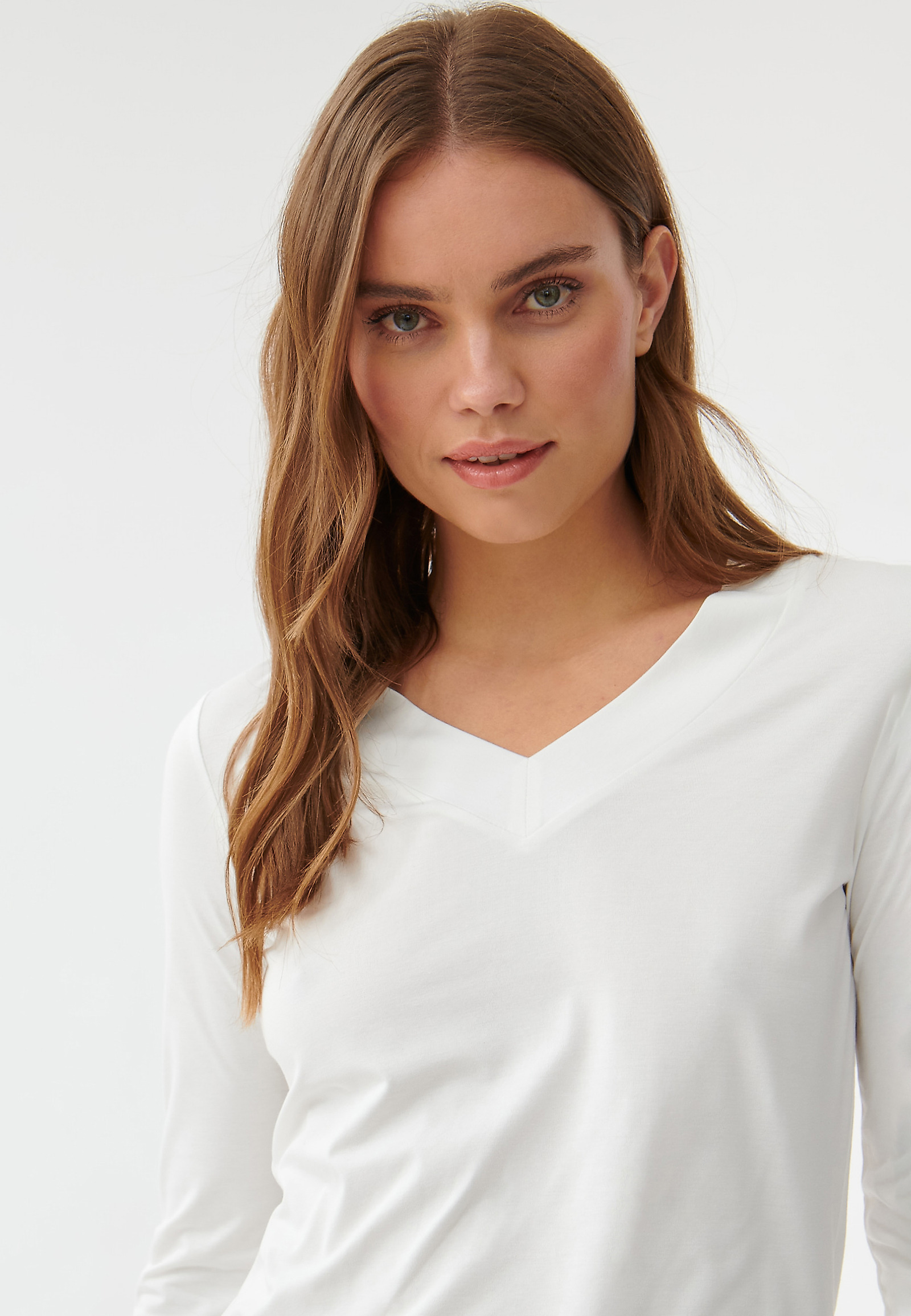 ŽENSKA BLUZA Z DOLGIMI ROKAVI JONKA ŽENSKA BLUZA Z DOLGIMI ROKAVI JONKA ECRU 89365