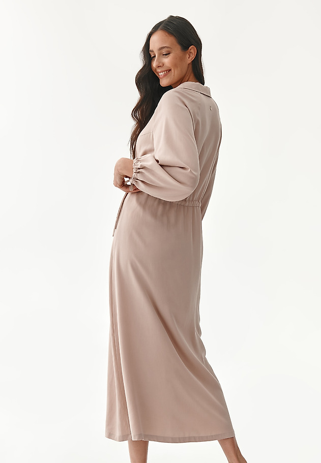 LADIES' MIDI DRESS IN BEIGE MALTA LADIES' MIDI DRESS IN BEIGE MALTA BEŻOWY 2