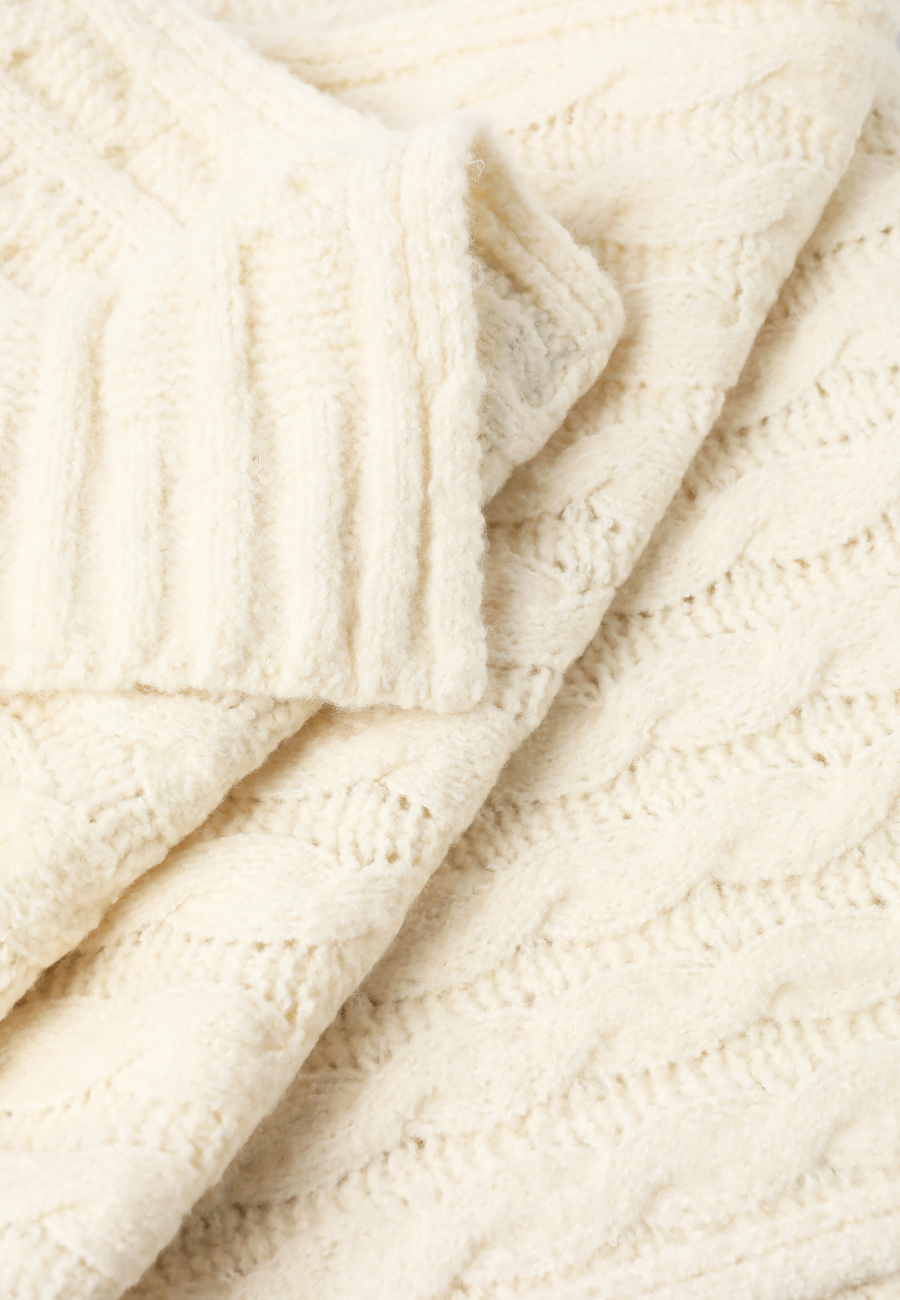 SZALIK Z DOMIESZKĄ WEŁNY - VOLIS ECRU 2