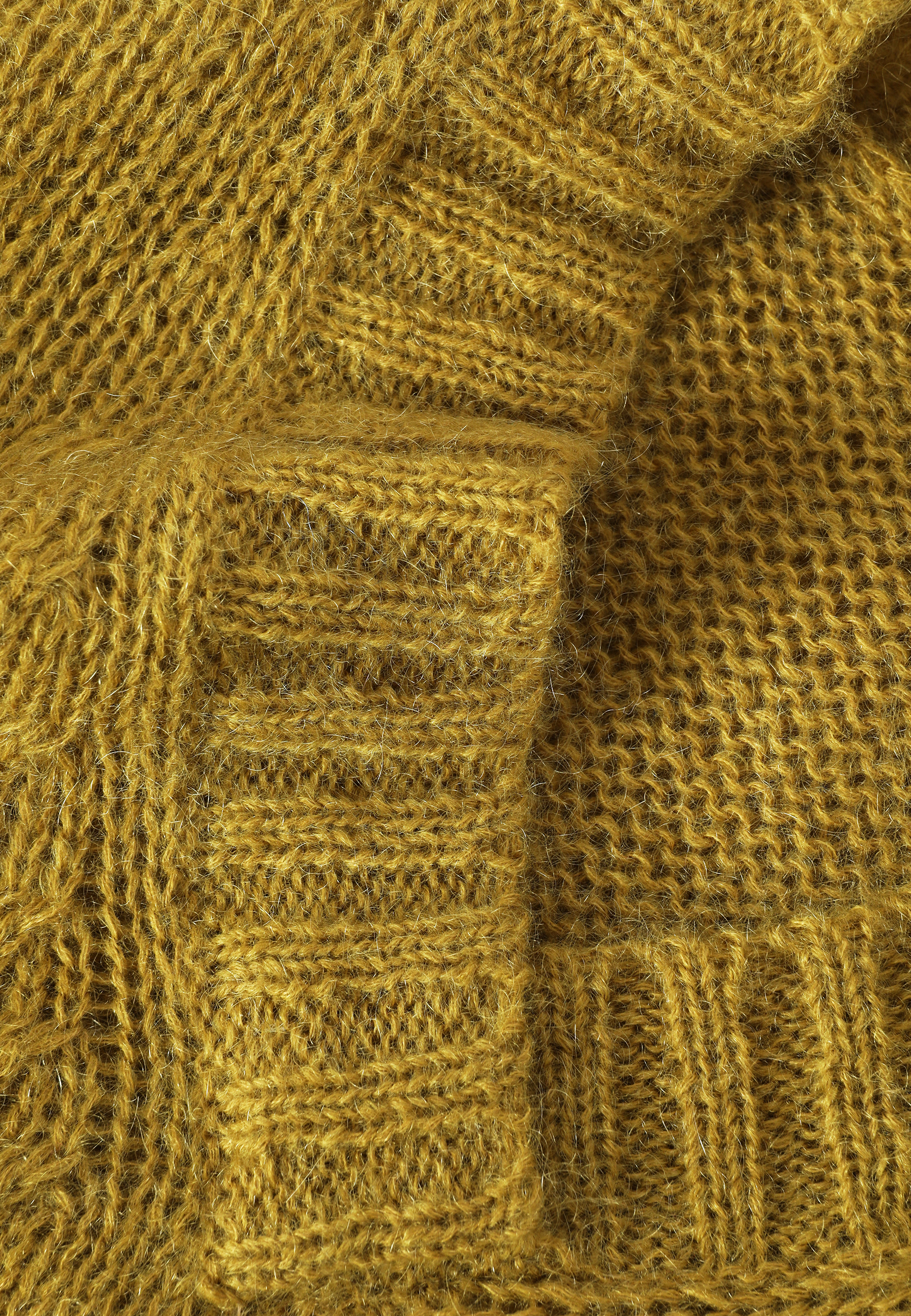 PRILOŽEN PULOVER Z VOLNO IN MOHERJEM - MAI 1 ZELENA 2