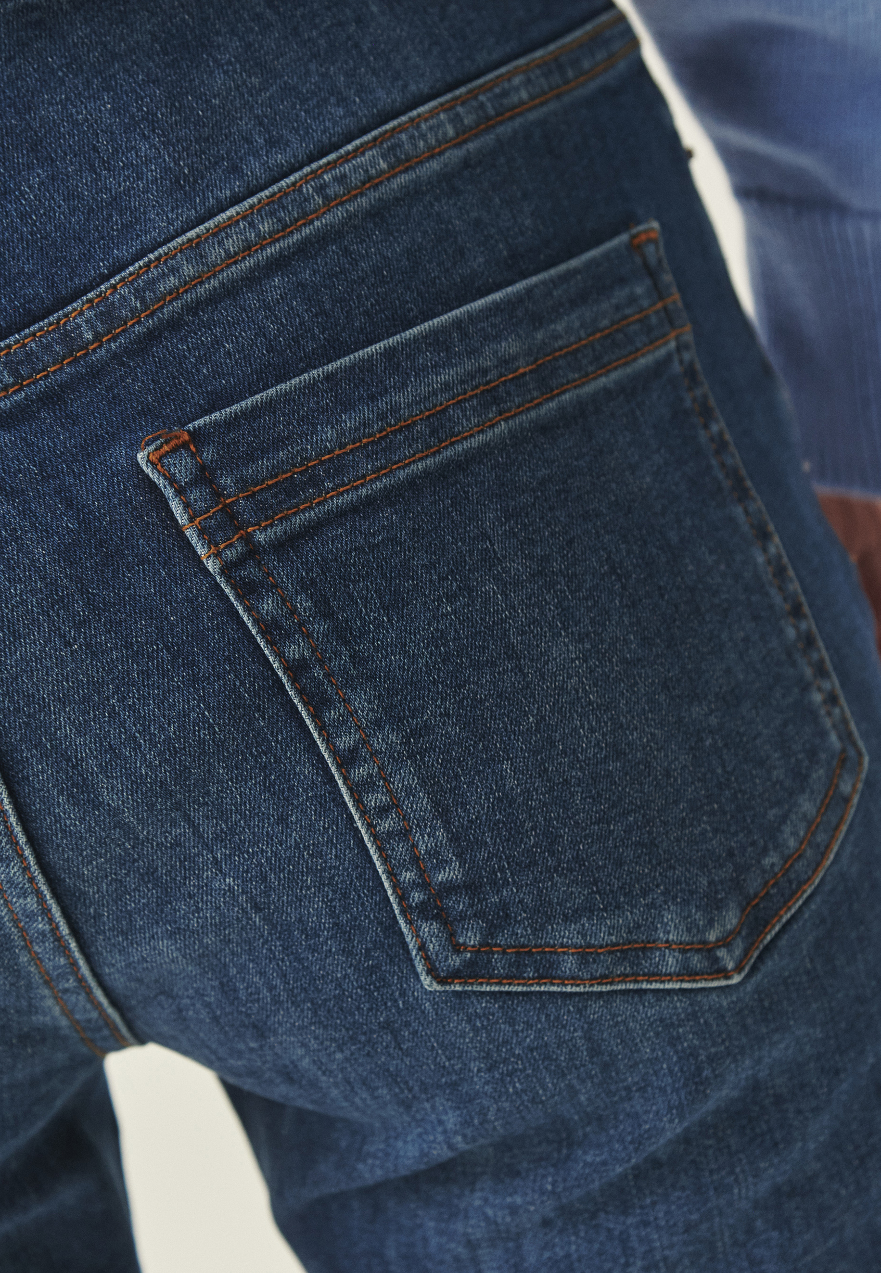 DENIMOWE SPODNIE ANKLE-FIT - TARO 1