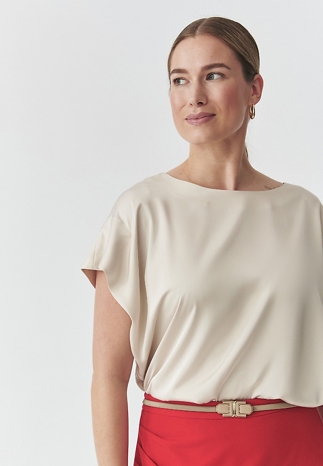 SATYNOWA BLUZKA — IRMINA SATYNOWA BLUZKA — IRMINA BEŻOWY 2