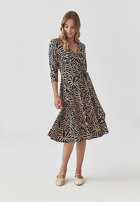 LADIES’ PATTERNED DRESS WITH A V-SHAPED NECKLINE - IGA 1 MULTICOLOR 2