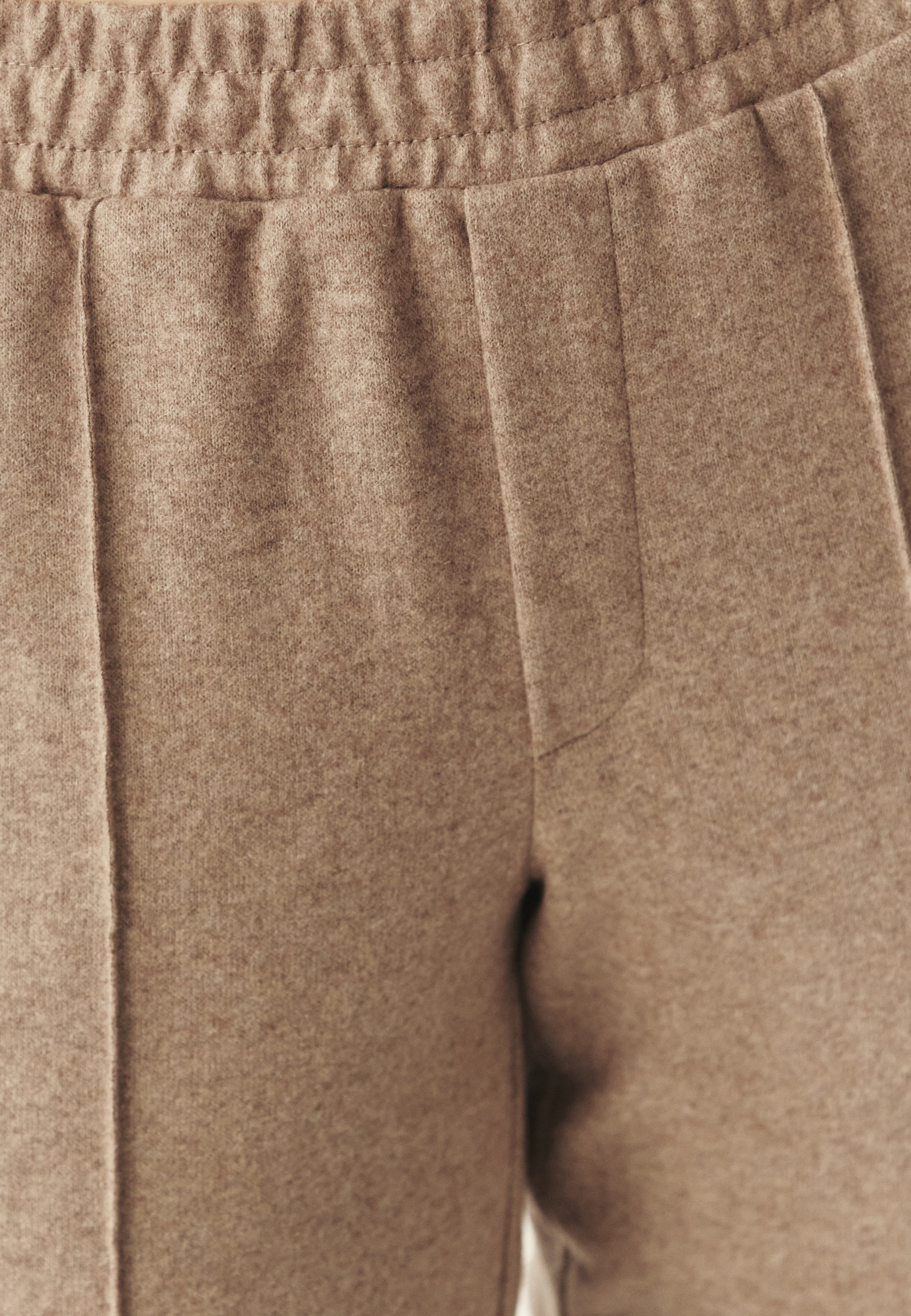 PLETENI VOLNENI CIGARETI - SUMKO BEŽ 2