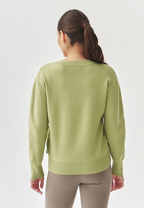 LADIES' SWEATER WITH A ROUND NECKLINE - BALAMI GREEN 2