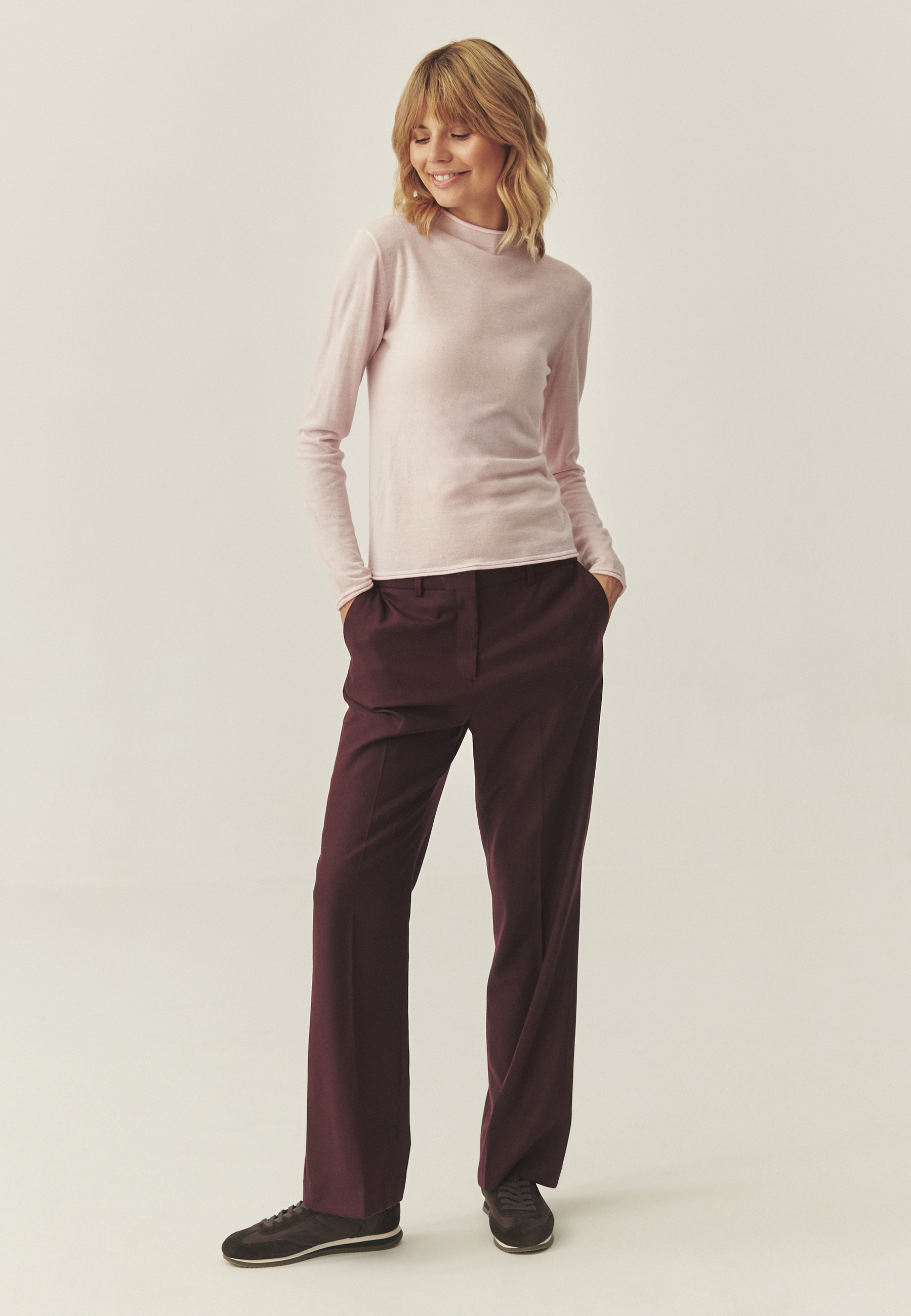 KLASIČNI POLVIŠTI S PRIDEVKOM VOLNE - BROADWAY ROŽNATA 2