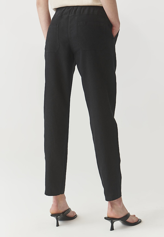 LADIES’ BREATHABLE PANTS WITH SEWN IN ELASTIC - ONORA 1 LADIES’ BREATHABLE PANTS WITH SEWN IN ELASTIC - ONORA 1 BLACK 3