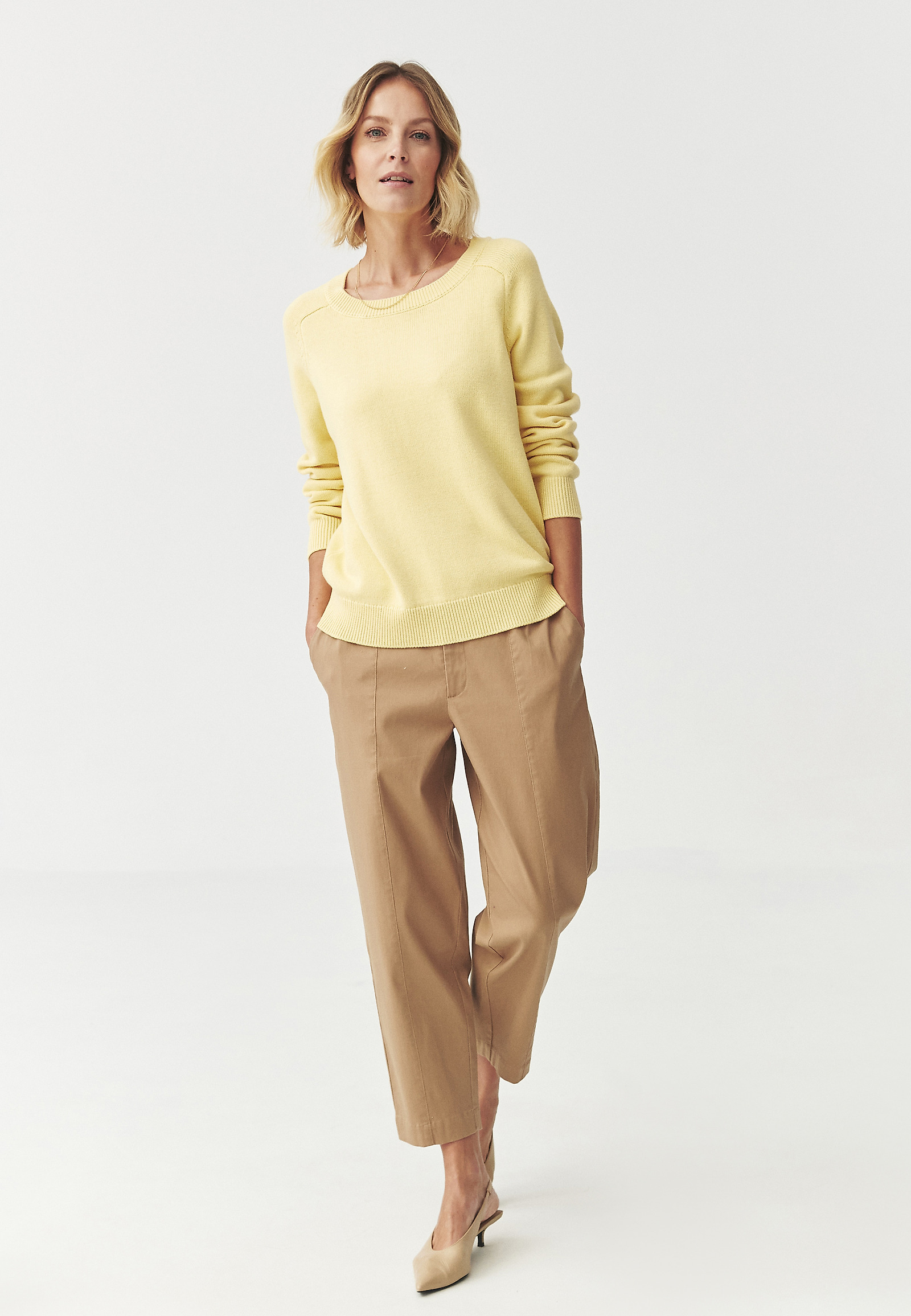 SWETER Z PRZĘDZY BAWEŁNIANO-WISKOZOWEJ — IVY SWETER Z PRZĘDZY BAWEŁNIANO-WISKOZOWEJ — IVY ŻÓŁTY 106724