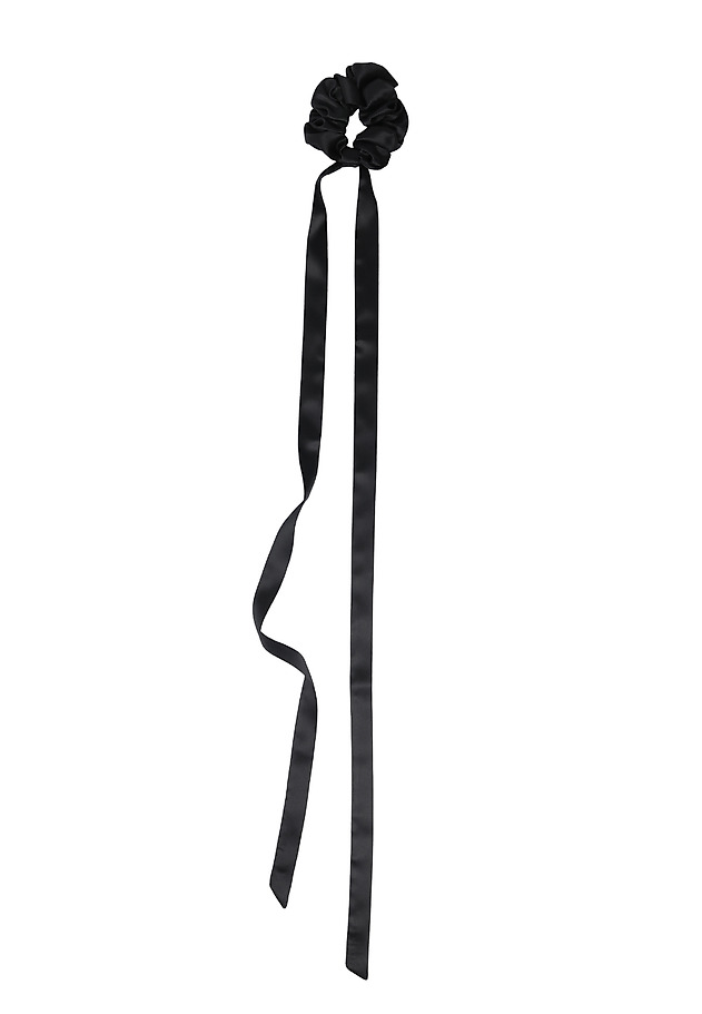 HODVÁBNA GUMIČKA SCRUNCHIE DO VLASOV – GUMI HODVÁBNA GUMIČKA SCRUNCHIE DO VLASOV – GUMI ČIERNA 4