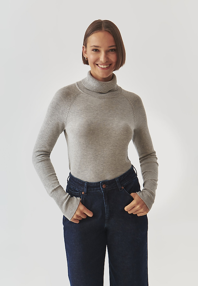 CLASSIC LADIES' TURTLENECK SWEATER - NEKOKI CLASSIC LADIES' TURTLENECK SWEATER - NEKOKI SZARY 1