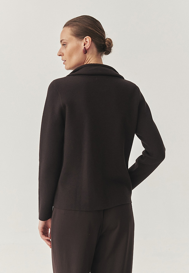 SWETER Z REGULOWANĄ STÓJKĄ - MARTENA SWETER Z REGULOWANĄ STÓJKĄ - MARTENA BRĄZOWY 3