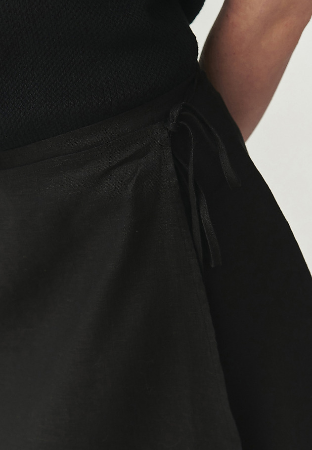LNIANA SPÓDNICA MINI — LIMA LNIANA SPÓDNICA MINI — LIMA CZARNY 4