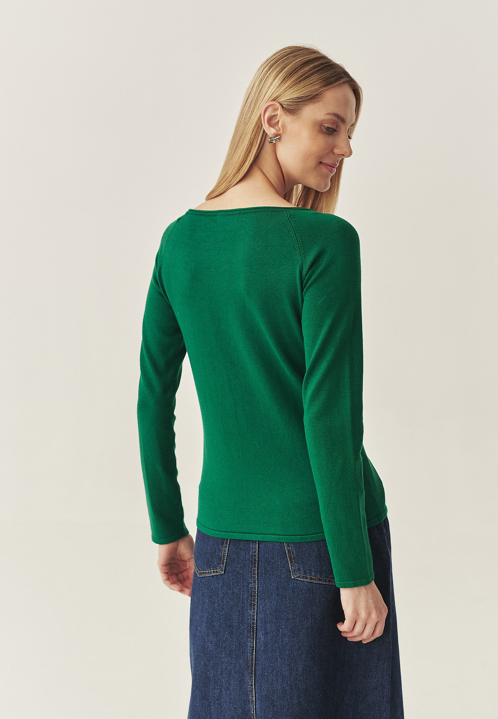 CLASSIC PULLOVER WITH A BOAT NECKLINE - BROOKE CLASSIC PULLOVER WITH A BOAT NECKLINE - BROOKE GREEN 114451