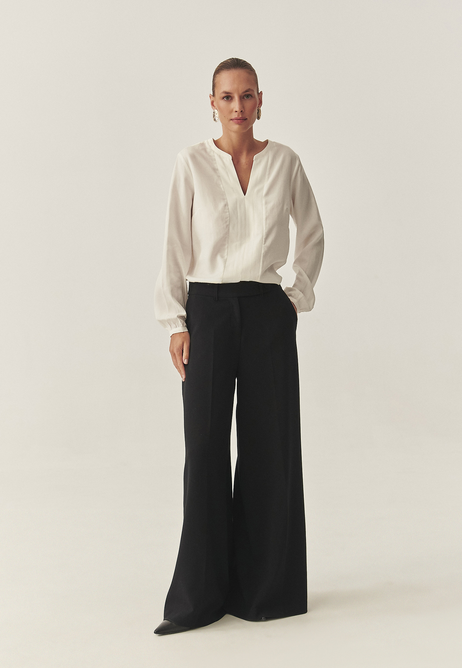 KLASIČNA BLUZA Z DOLGIMI ROKAVI IZ BLAGA - ANITA KLASIČNA BLUZA Z DOLGIMI ROKAVI IZ BLAGA - ANITA ECRU 118060