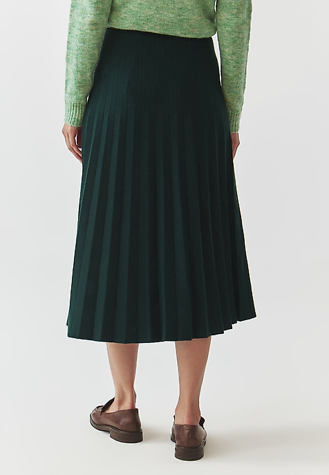 PLEATED MIDI SKIRT IN CHUNKY KNIT FABRIC — WOTO GREEN 2