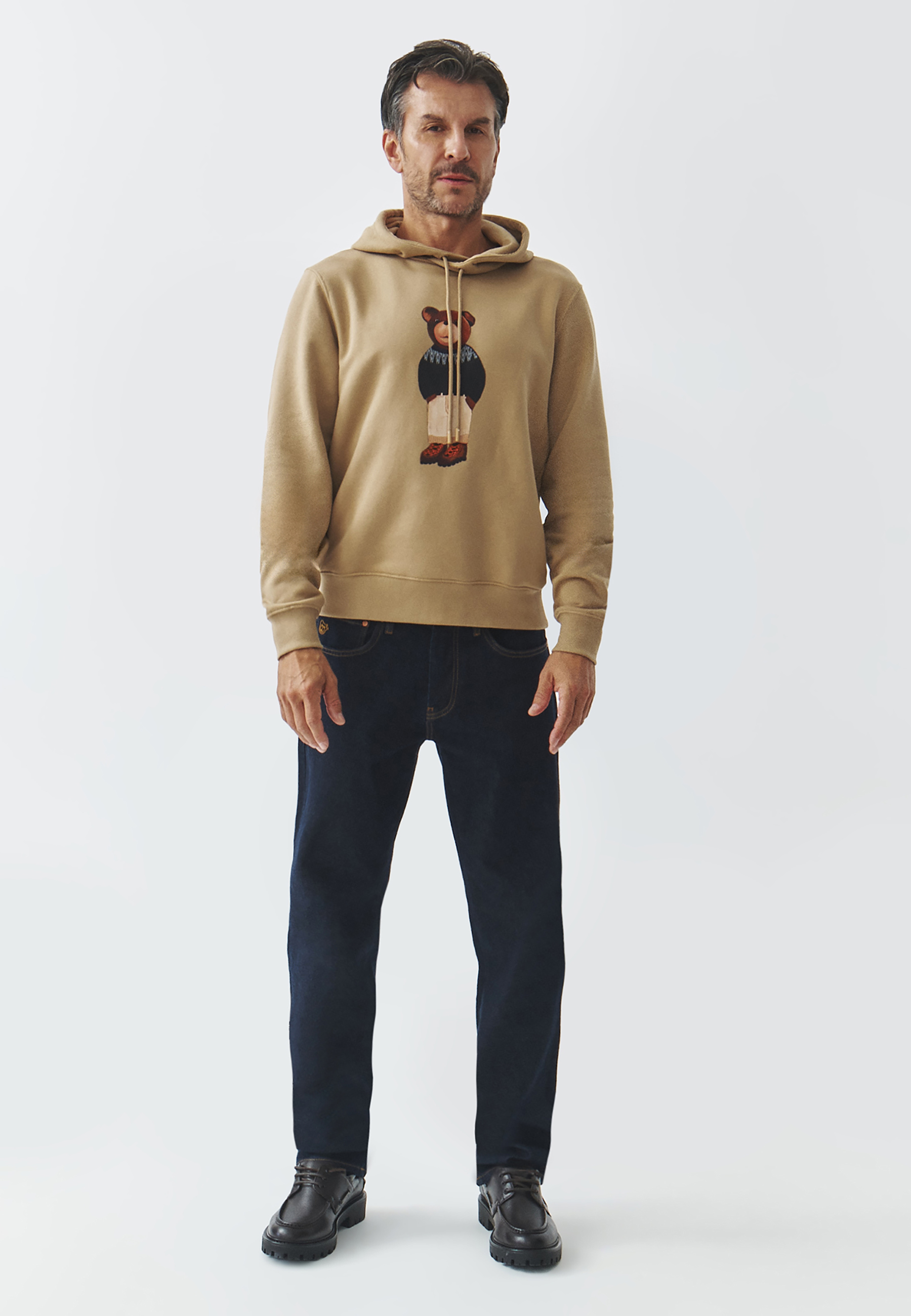 PÁNSKA ÚPLETOVÁ MIKINA S POTLAČOU MACKA UŠKA – OLEG BÉŽOVÁ 2