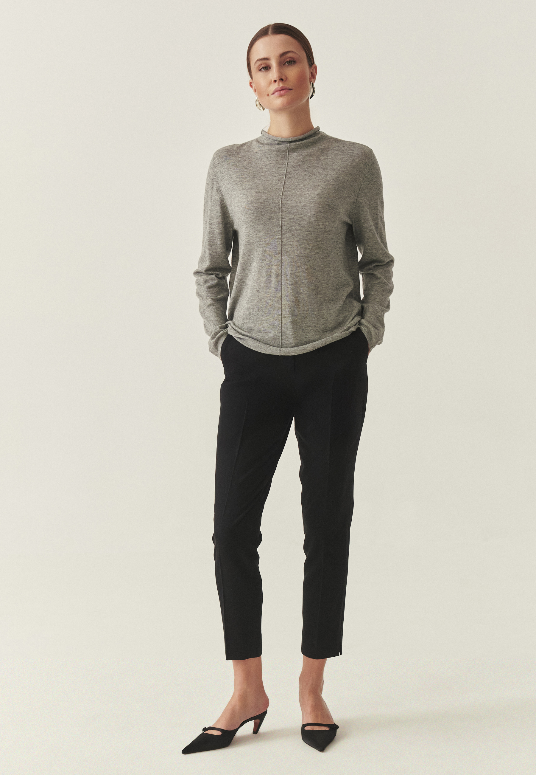 GARNITUROWE SPODNIE Z KANTEM - KOLIA CZARNY 2