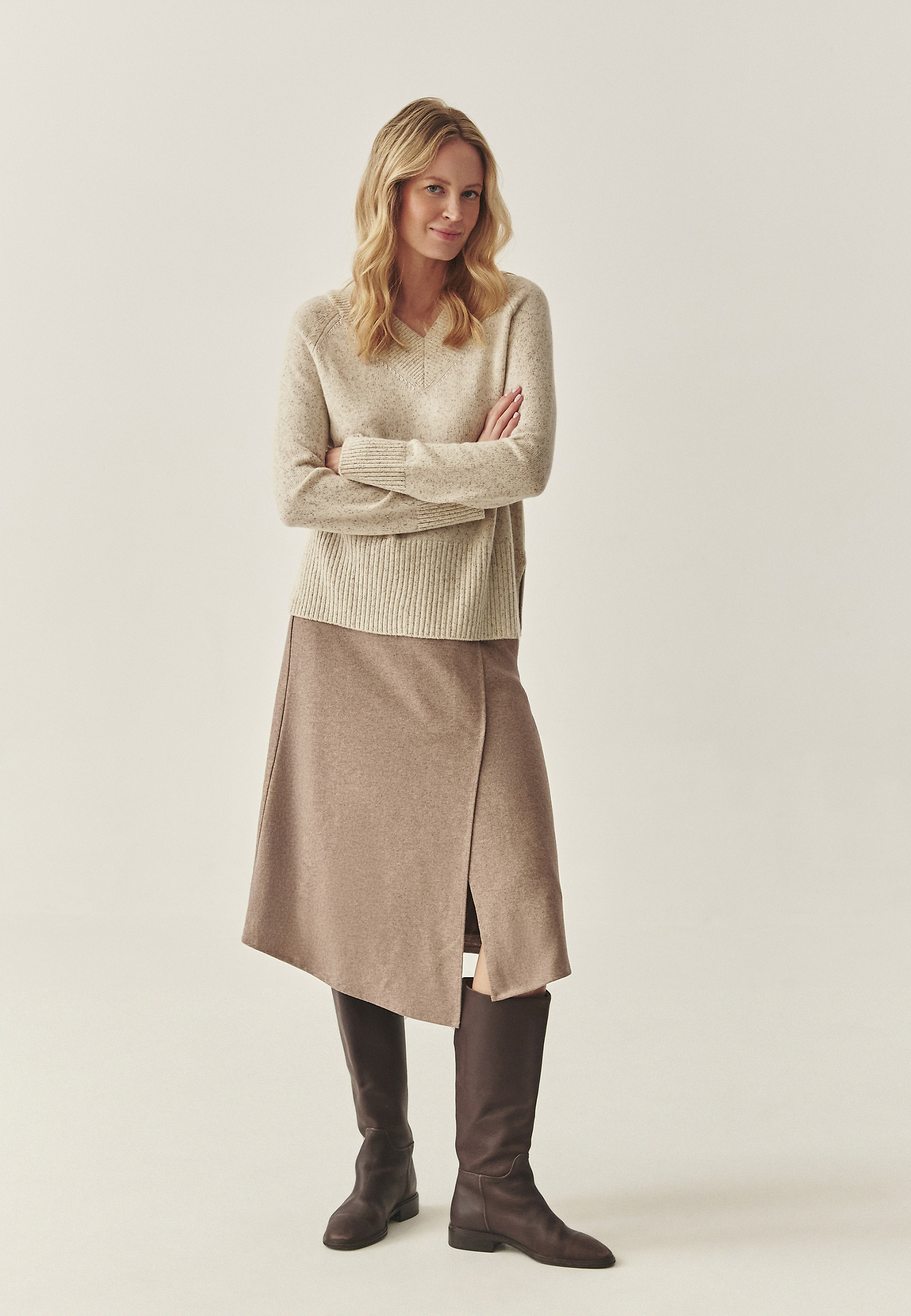 WOOL JUMPER WITH SLITS - INOLA WOOL JUMPER WITH SLITS - INOLA BEŽ 117486