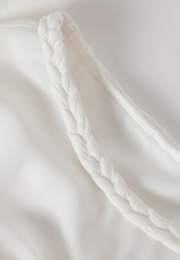 NŐI BLÚZ DÍSZÍTETT FONT NECKLINE-NAL LANI NŐI BLÚZ DÍSZÍTETT FONT NECKLINE-NAL LANI EKRÜ 7