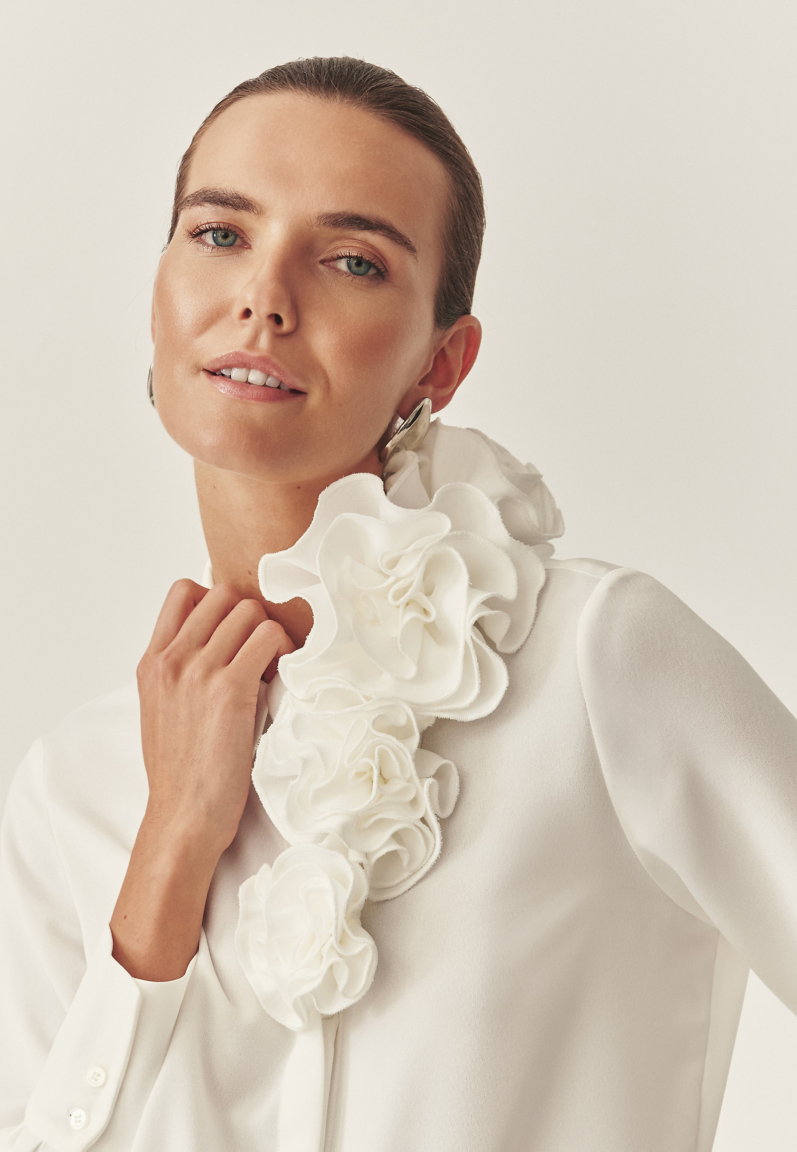 WOVEN SHIRT WITH FLORAL DETAILS - CRISTAL WOVEN SHIRT WITH FLORAL DETAILS - CRISTAL ECRU 118306